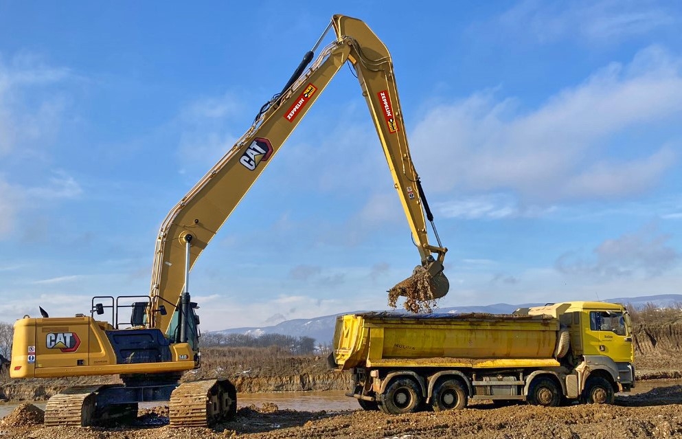 Pásové rýpadlo Caterpillar 340 LRE