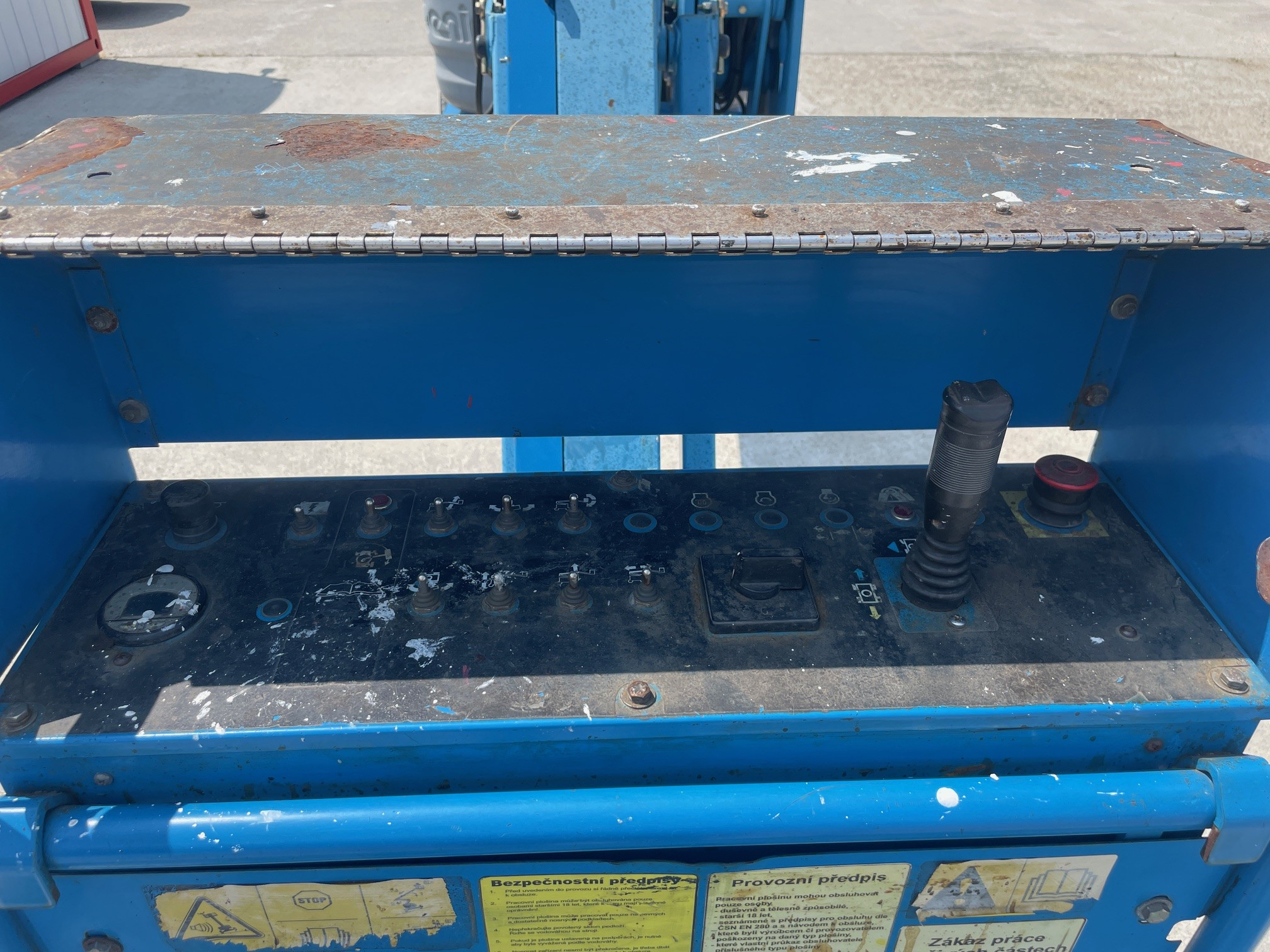 Pracovná plošina Genie Z-45/25 J - Predaj strojov z požičovne 4