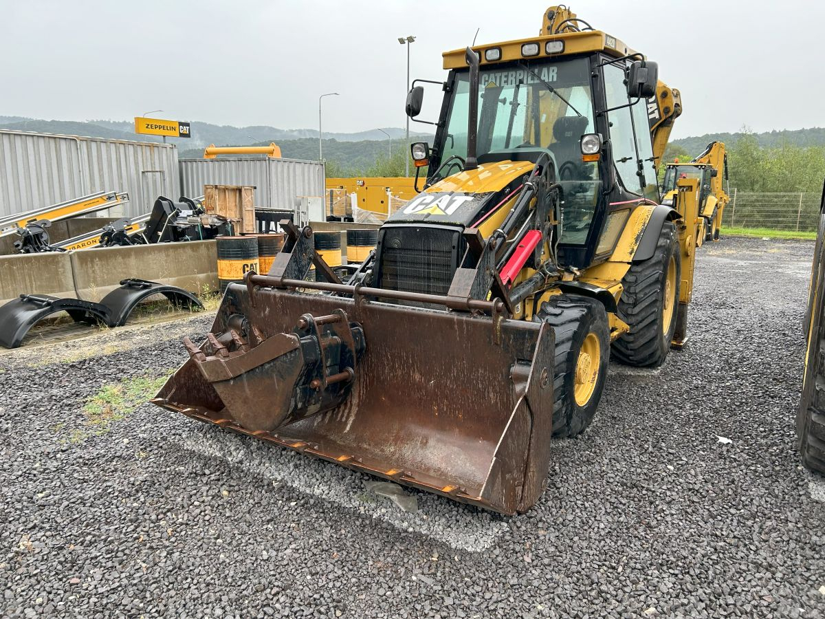 Rýpadlo-nakladač Caterpillar 442D - použitý stroj SMJ00306