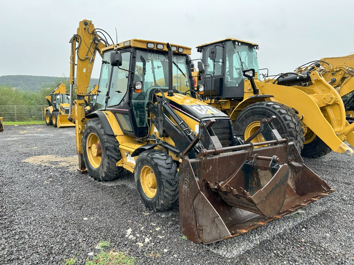 Rýpadlo-nakladač Caterpillar 442D - použitý stroj SMJ00306