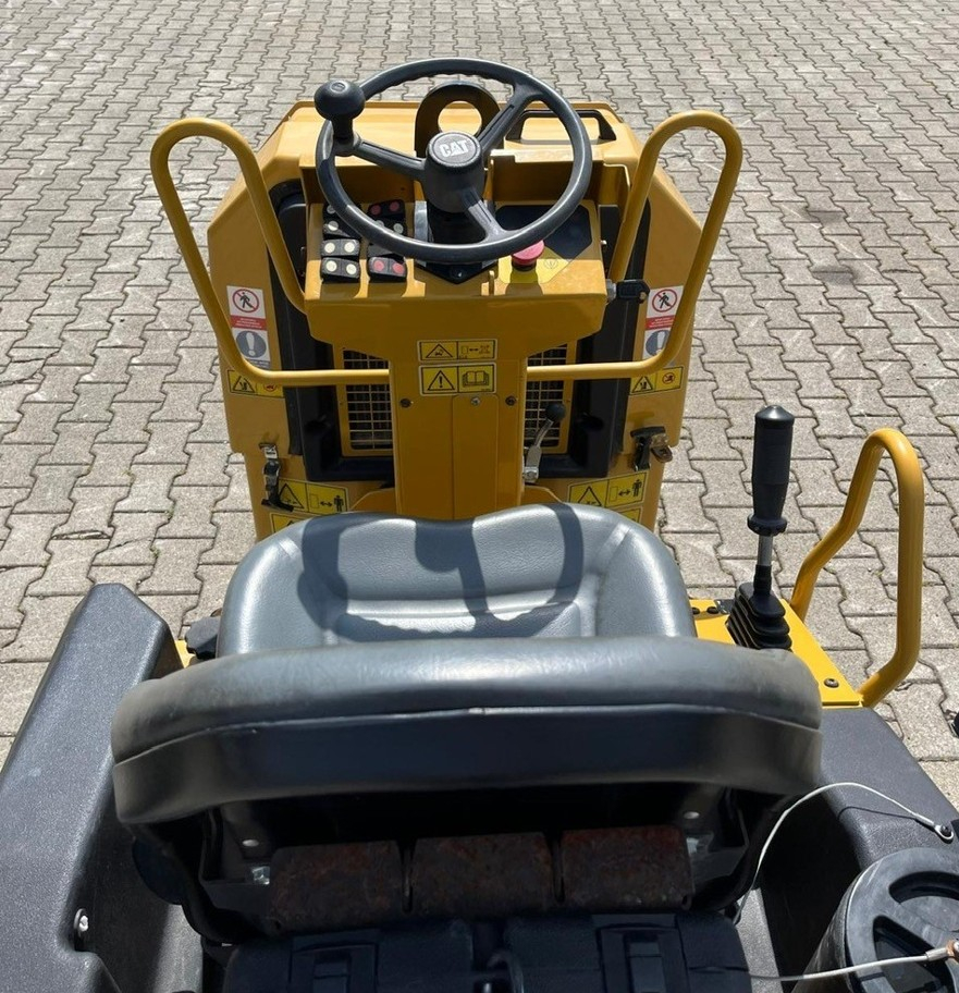 Živičný valec CAT® CB 1.7 - použitý stroj XXX00000 6