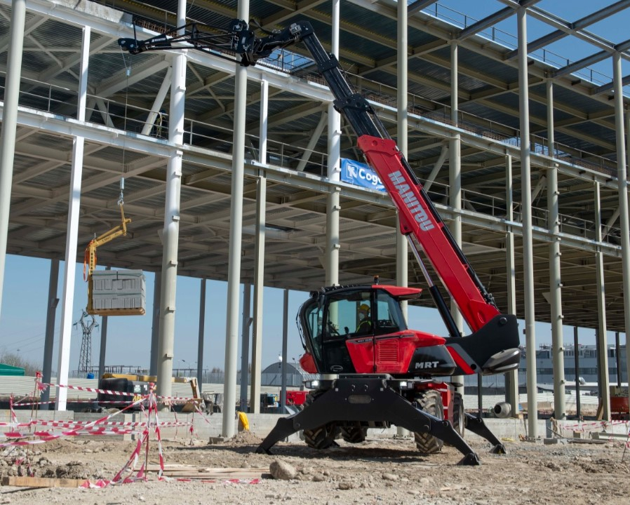 Rotačný teleskopický manipulátor Manitou MRT 1845 Vision 2