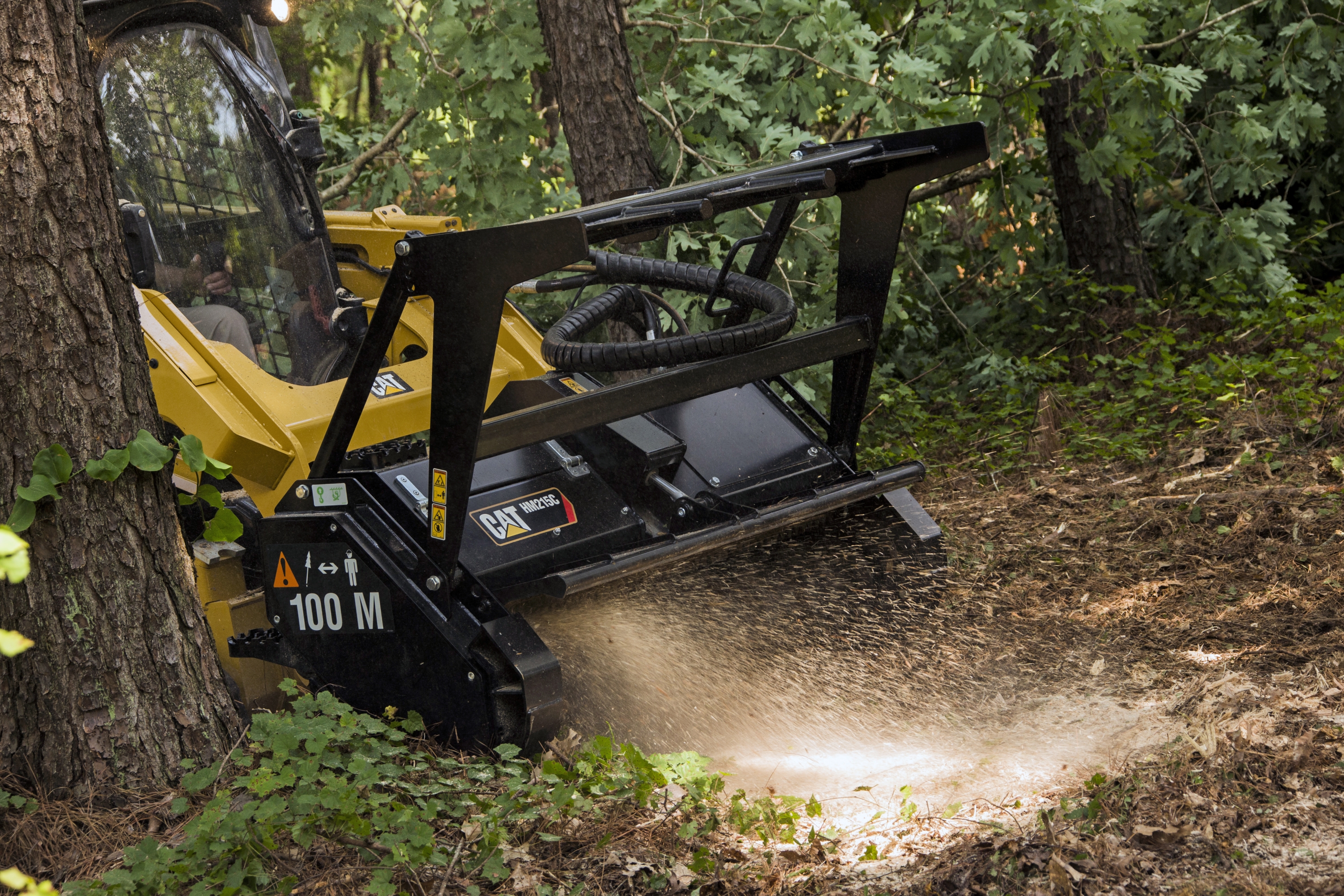 Mulčovač CAT HM115C